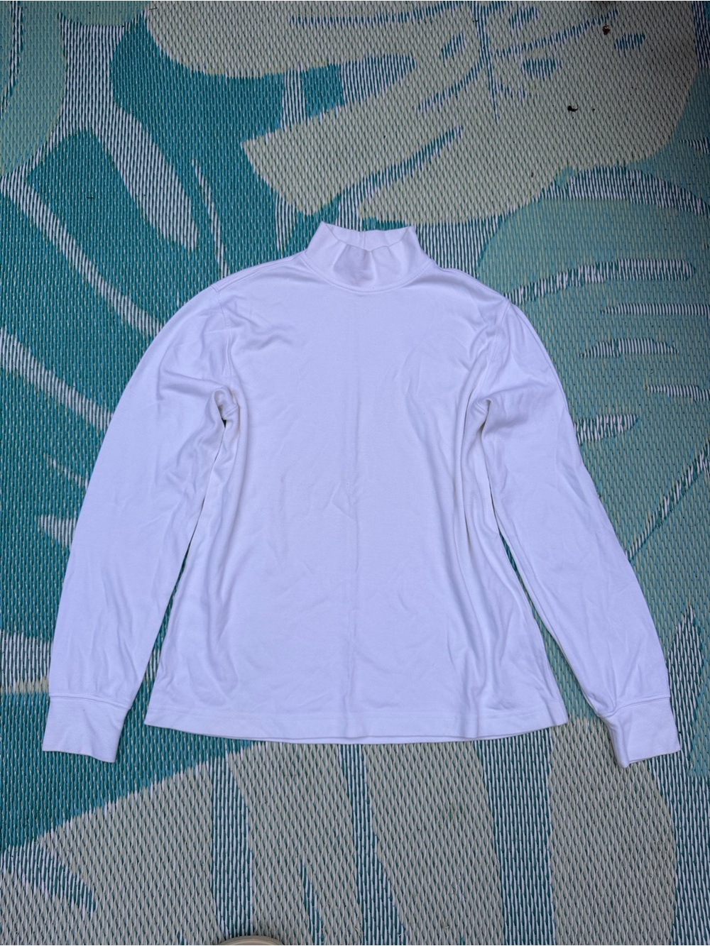Women's White Long-Sleeve Mock Neck Top